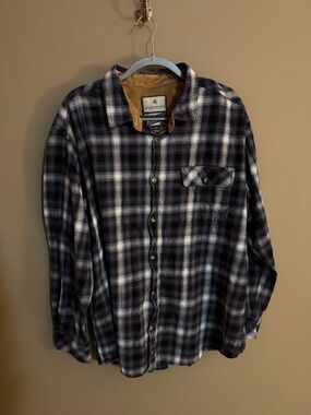 Legendary Whitetails Navy Plaid Corduroy-Collar Shirt
